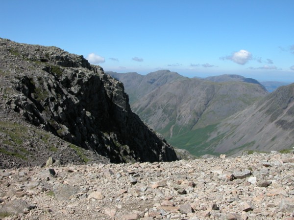 boulder strewn path of Scafell Pke