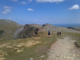 Along the Black Ladder towards Llewelen